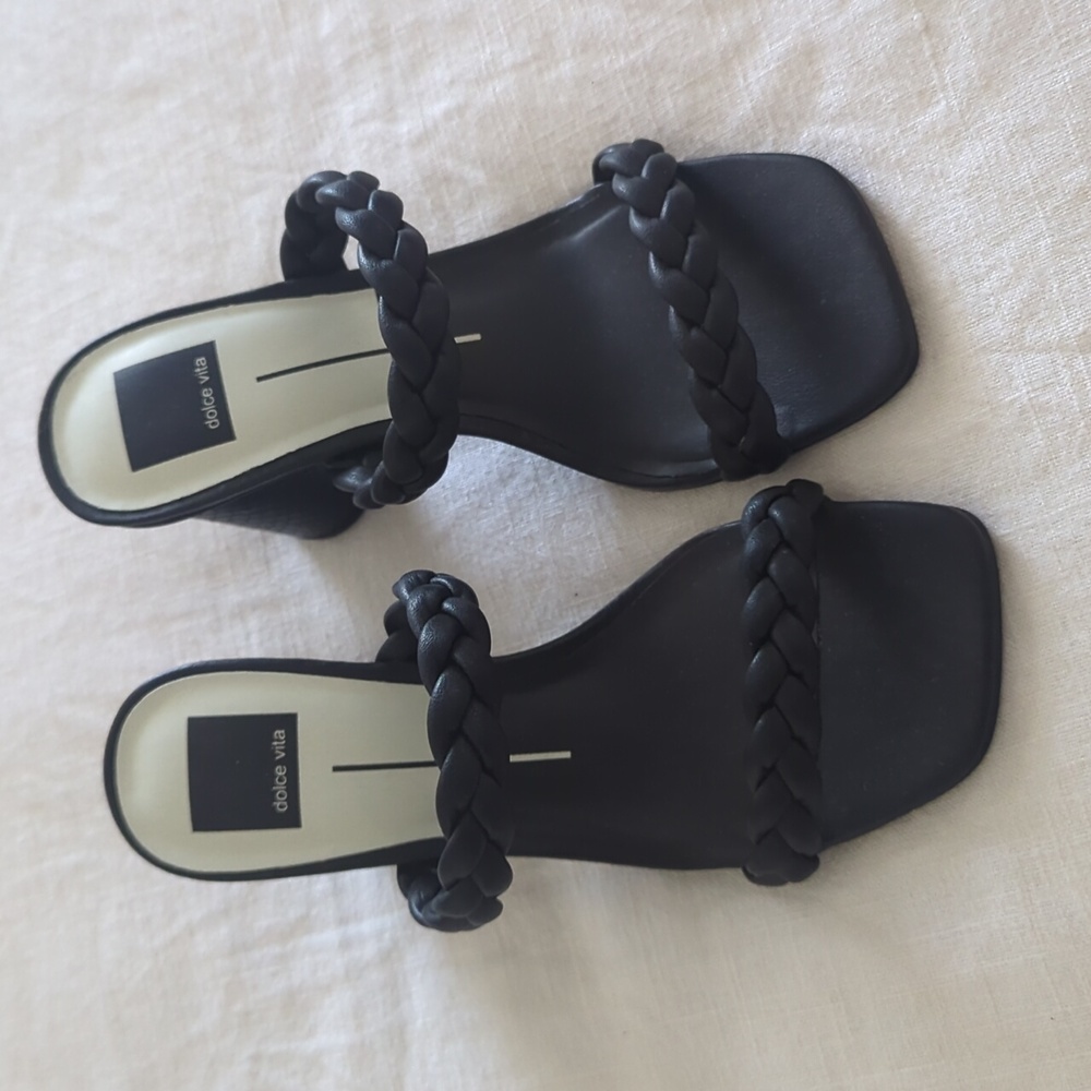 Dolce Vita Black Stella Heeled Sandal size 6.5